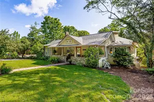 672 Blythe St, Hendersonville, NC 28739 - Photo 5