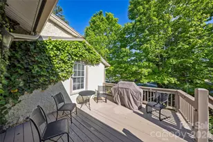 672 Blythe St, Hendersonville, NC 28739 - Photo 33