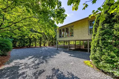 672 Blythe Street, Hendersonville, NC 28739 - Photo 37