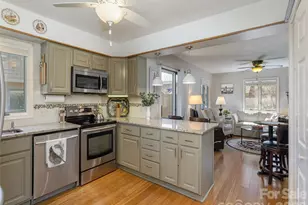 701 Red Oak Dr, Hendersonville, NC 28791 - Photo 21