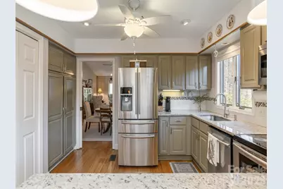 701 Red Oak Drive, Hendersonville, NC 28791 - Photo 19