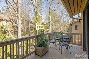 701 Red Oak Dr, Hendersonville, NC 28791 - Photo 11