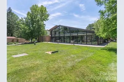 701 Red Oak Drive, Hendersonville, NC 28791 - Photo 33