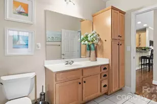 2820 Summer Valley Ct, Charlotte, NC 28269 - Photo 35