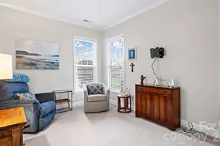 2820 Summer Valley Ct, Charlotte, NC 28269 - Photo 37