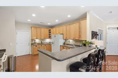 2820 Summer Valley Court, Charlotte, NC 28269 - Photo 15