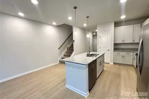 4700 Prosperity Church Rd, Charlotte, NC 28269 - Photo 5