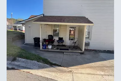 524 Baldwin Avenue, Marion, NC 28752 - Photo 5
