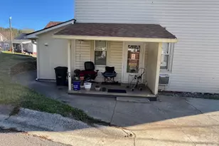 524 Baldwin Ave, Marion, NC 28752 - Photo 5
