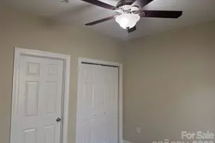 8913 Meadow Vista Rd, Charlotte, NC 28213 - Photo 29