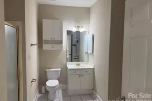 8913 Meadow Vista Rd, Charlotte, NC 28213 - Photo 25