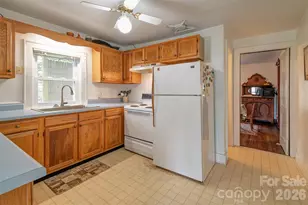 99 Salisbury Ave, Saluda, NC 28873 - Photo 11