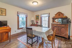 99 Salisbury Ave, Saluda, NC 28873 - Photo 7