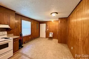 1076 Browning View Rd, Morganton, NC 28655 - Photo 7