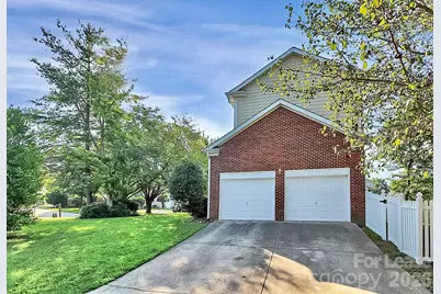 6629 Brenock Lane, Charlotte, NC 28269 - Photo 5