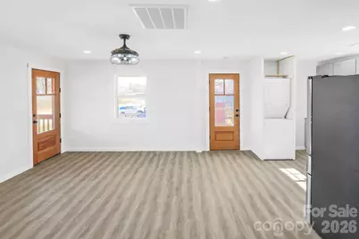 2991 1st Avenue Place NW, Hickory, NC 28601 - Photo 7