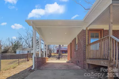 2991 1st Avenue Place NW, Hickory, NC 28601 - Photo 3