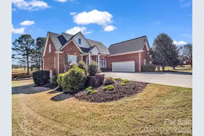 139 N Woodfin Ridge Drive, Inman, SC 29349 - Photo 1