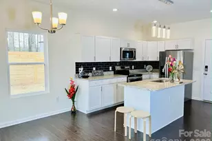 2415 Kimway Dr, Matthews, NC 28105 - Photo 7