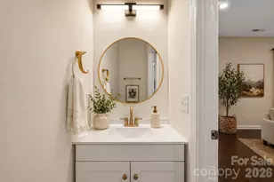 2415 Kimway Dr, Matthews, NC 28105 - Photo 11