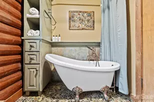 201 Liberty Rd, Waynesville, NC 28785 - Photo 9