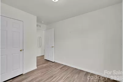 372 E Mills Avenue, Mooresville, NC 28115 - Photo 13