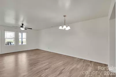 372 E Mills Avenue, Mooresville, NC 28115 - Photo 19