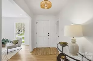 2001 Knickerbocker Dr, Charlotte, NC 28212 - Photo 3