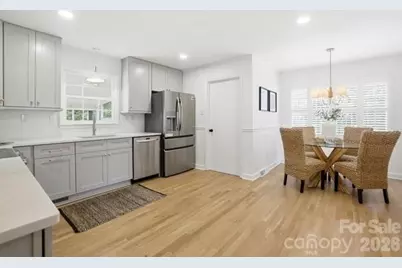 2001 Knickerbocker Drive, Charlotte, NC 28212 - Photo 11