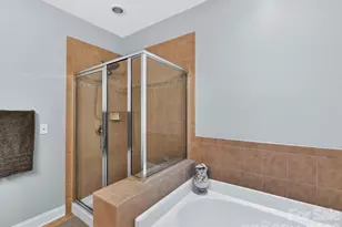 8665 Edinburgh Square Dr, Cornelius, NC 28031 - Photo 19