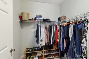 8665 Edinburgh Square Dr, Cornelius, NC 28031 - Photo 17