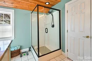 653 High Quarry Rd, Hendersonville, NC 28791 - Photo 21