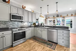 653 High Quarry Rd, Hendersonville, NC 28791 - Photo 11