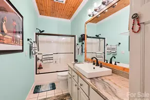 653 High Quarry Rd, Hendersonville, NC 28791 - Photo 17