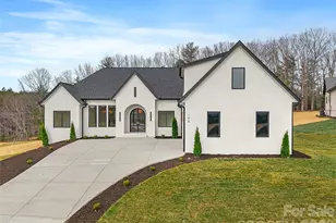 140 Golden Pasture Dr, Fletcher, NC 28732 - Photo 5