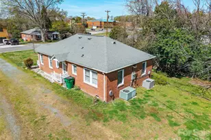 1606 Richland Dr, Charlotte, NC 28205 - Photo 3