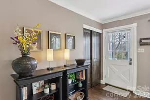 98 Oak Knoll Rd, Asheville, NC 28804 - Photo 5