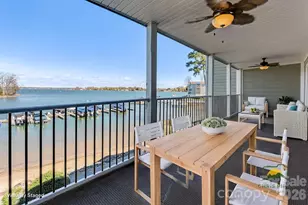 20407 Harborgate Ct, Cornelius, NC 28031 - Photo 3