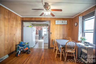 400 Summit Avenue, Spruce Pine, NC 28777 - Photo 17