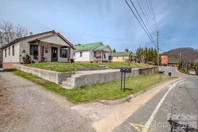 400 Summit Avenue, Spruce Pine, NC 28777 - Photo 13