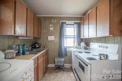 400 Summit Avenue, Spruce Pine, NC 28777 - Photo 21