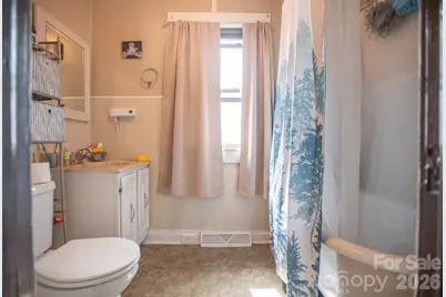 400 Summit Avenue, Spruce Pine, NC 28777 - Photo 35