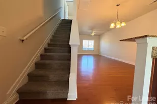 4327 Kobuk Ln, Charlotte, NC 28269 - Photo 9