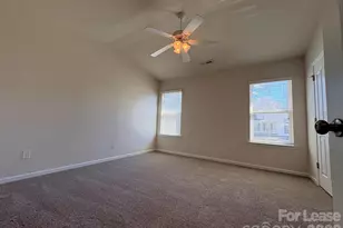 4327 Kobuk Ln, Charlotte, NC 28269 - Photo 13