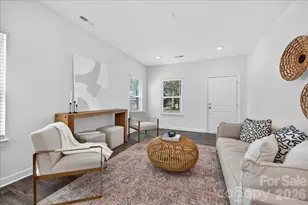 2028 Mandarin Blvd, Charlotte, NC 28205 - Photo 7