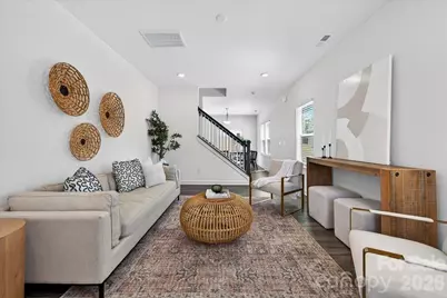 2028 Mandarin Boulevard, Charlotte, NC 28205 - Photo 5