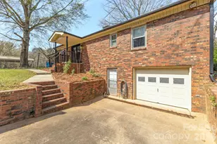 3921 Peach St, Newton, NC 28658 - Photo 25