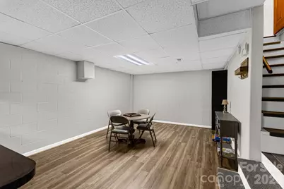 3921 Peach Street, Newton, NC 28658 - Photo 21