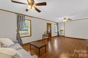 3921 Peach St, Newton, NC 28658 - Photo 11