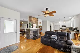 11 Starlight Dr, Black Mountain, NC 28711 - Photo 15